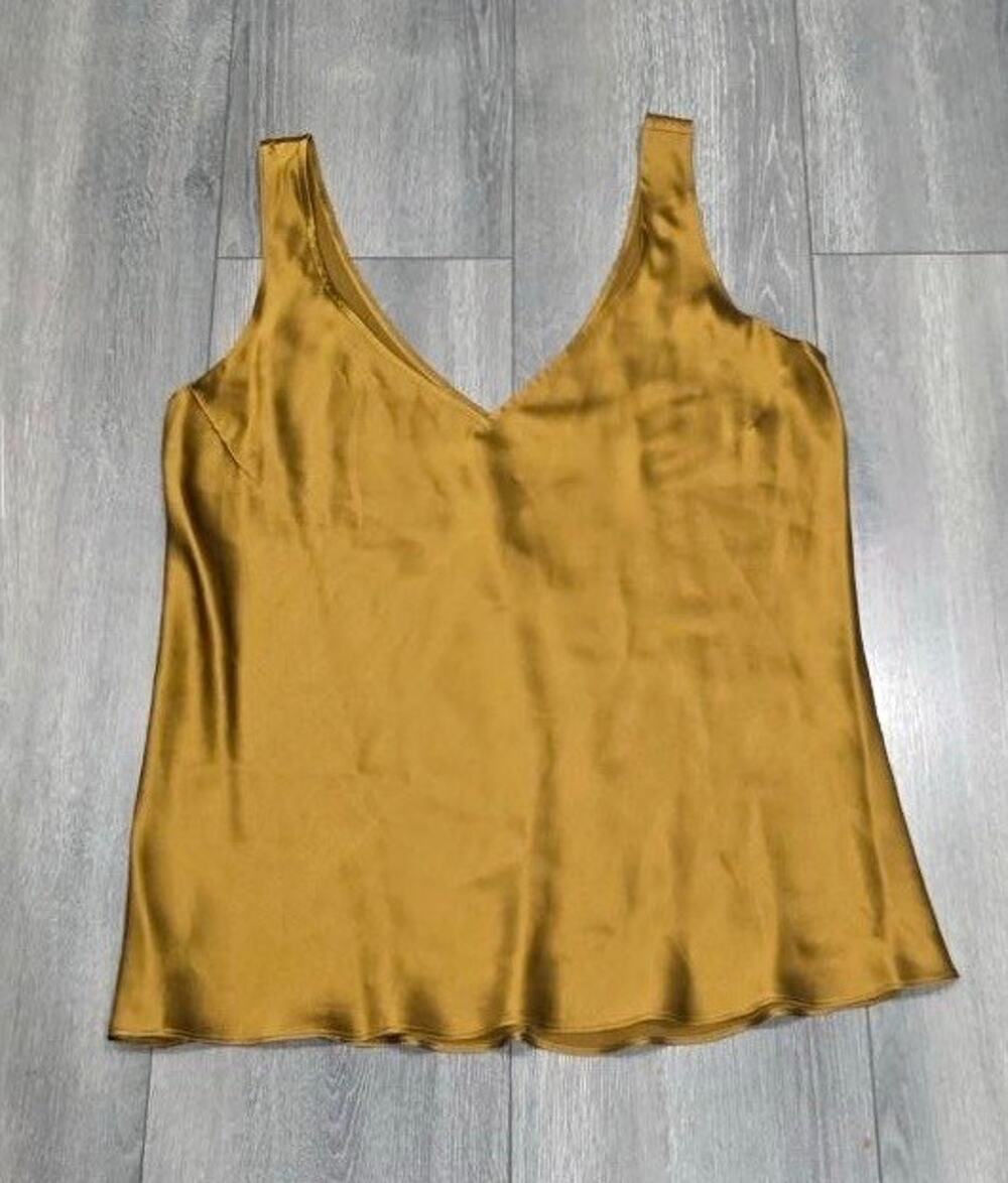Zonda Nellis Top Made in Canada Size Medium 100% Silk Gold Brown A008061